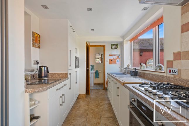 Stonehill Rise, Scawthorpe DONCASTER photo 4