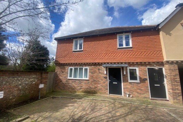 Property to rent in Gibsons Place, Dartford