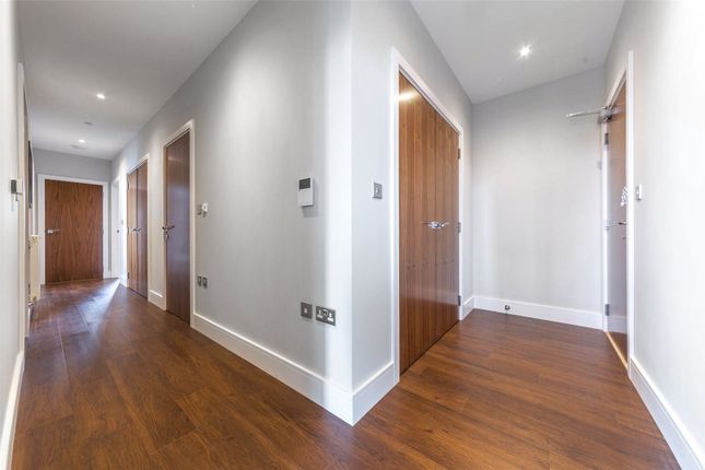 Flat for sale in Handlebury House, 4 Leamouth Road, Orchard Wharf, London