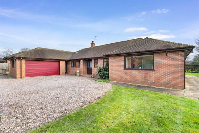 Thumbnail Detached bungalow for sale in Norchard Lane, Peopleton, Pershore