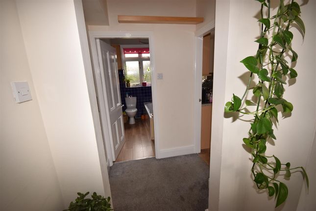 Flat for sale in Sylvan Avenue, Woodhall Spa