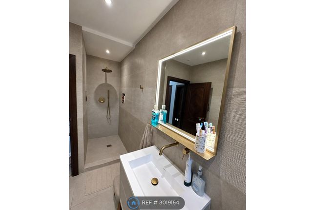 Sandy Lane South, Wallington photo 5