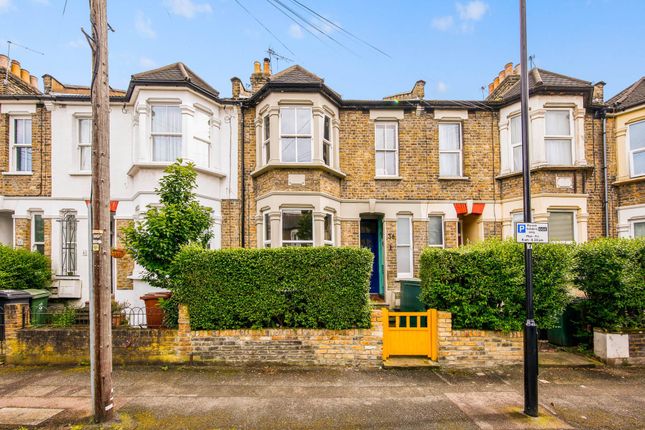 Flat for sale in Newport Road, Leyton