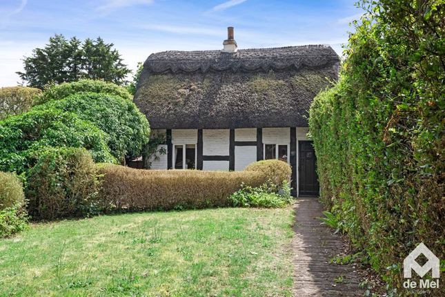 Thumbnail Cottage for sale in Church Road, Swindon Village, Cheltenham