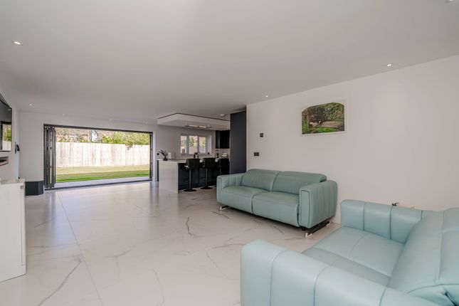 2 Bannister Brook Gardens, Leyland photo 4