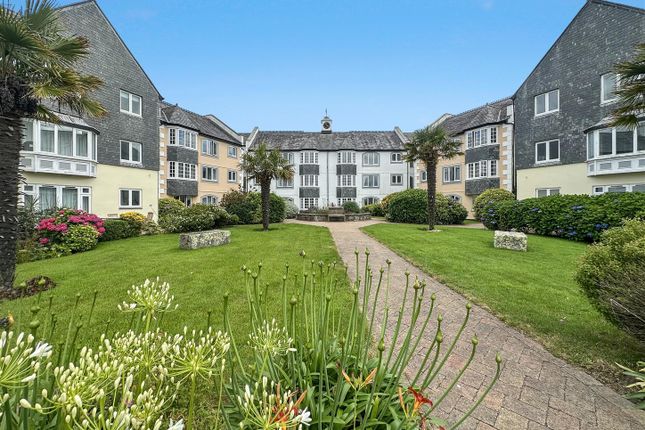 5, Royalist Court, Falmouth photo 3