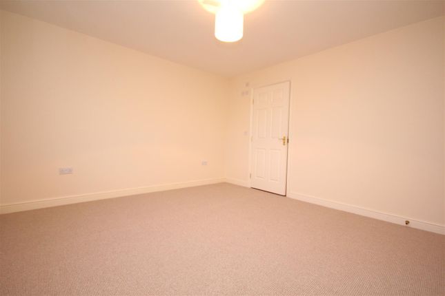 4, George Williams Way, Ashford photo 4