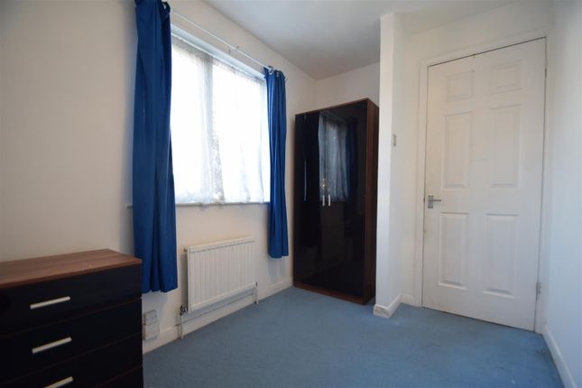 Maisonette for sale in Heathcote Way, Yiewsley, West Drayton