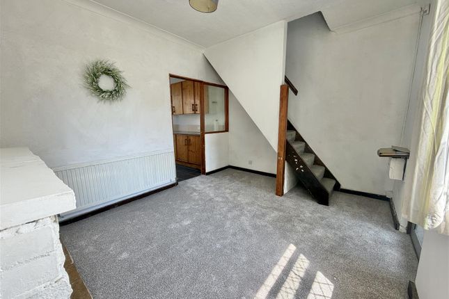 40, Alton Park Road, Clacton-On-Sea photo 3