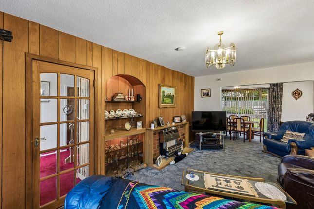 4, Springwood Avenue, Stirling photo 4