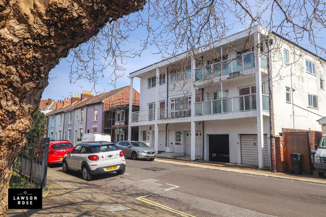 Thumbnail Property to rent in Richmond Road, Southsea