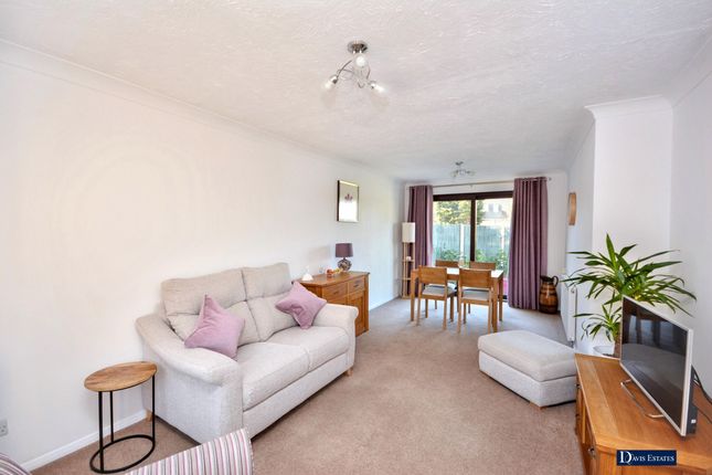 55a Carlton Road, Romford photo 2