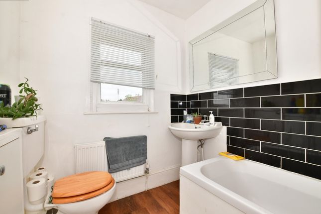 4, Crane House, North Grove Road, Cranbrook photo 4
