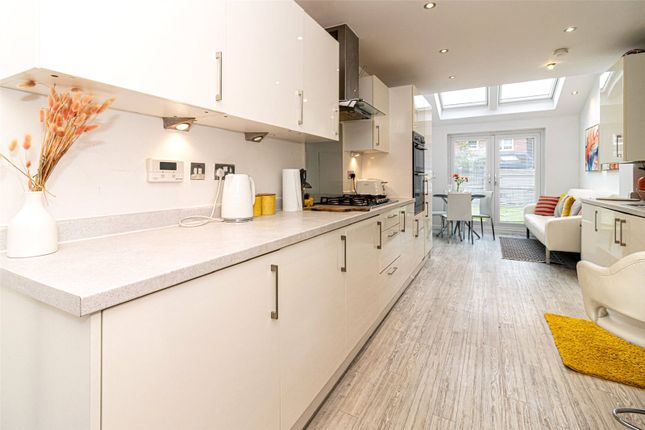 20, Mallow Drive, Greater Manchester photo 4