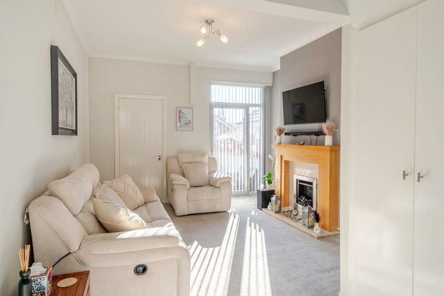 4 Church Drive, Mansfield photo 4