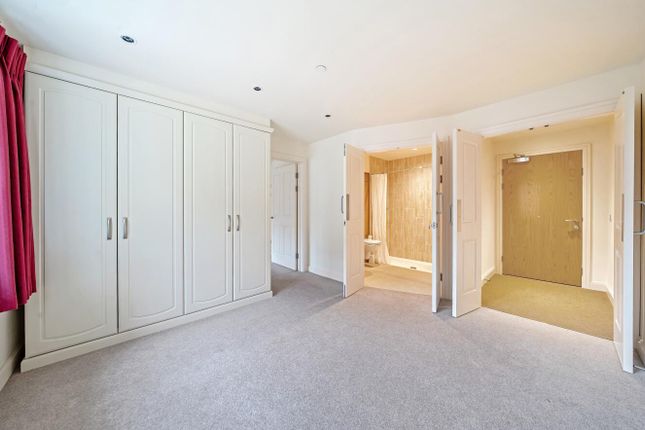 74 Oakleigh Square, Hammond Way, Yateley photo 4