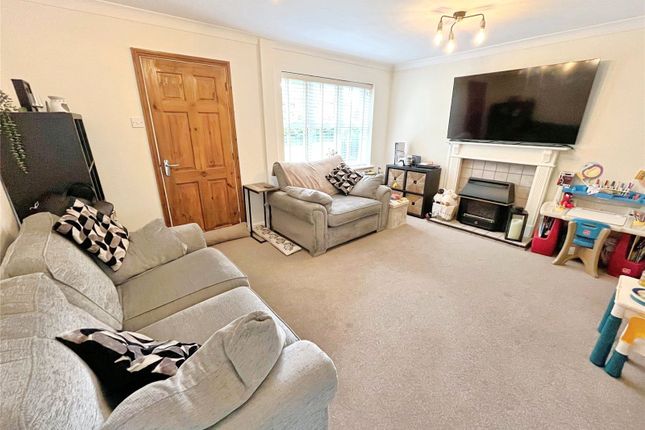 23, Farnham Walk, Ilkeston photo 2