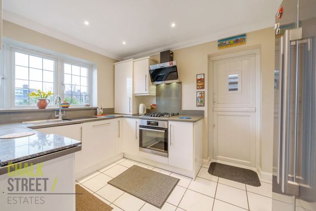 Detached bungalow for sale in Hubbards Chase, Hornchurch
