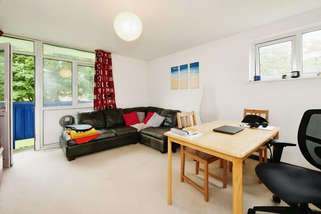 Flat for sale in Ancress Walk, York
