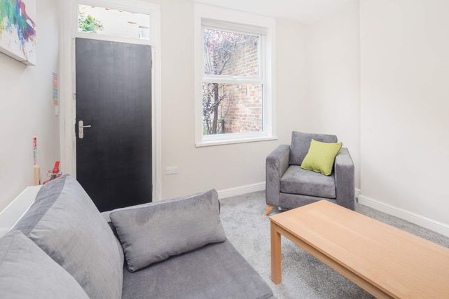 Terraced house to rent in Stanley Avenue, Forest Fields, Nottingham