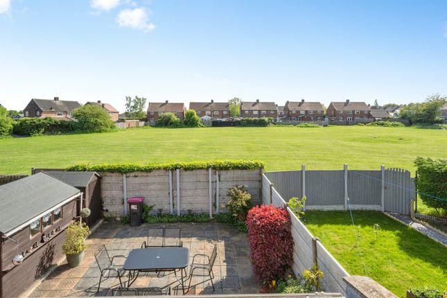 11, Plantation Close, Rotherham photo 4