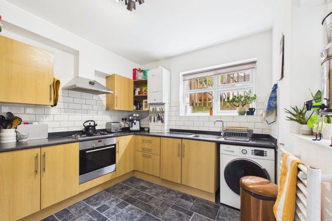 29, Kirtle Road, Buckinghamshire photo 4