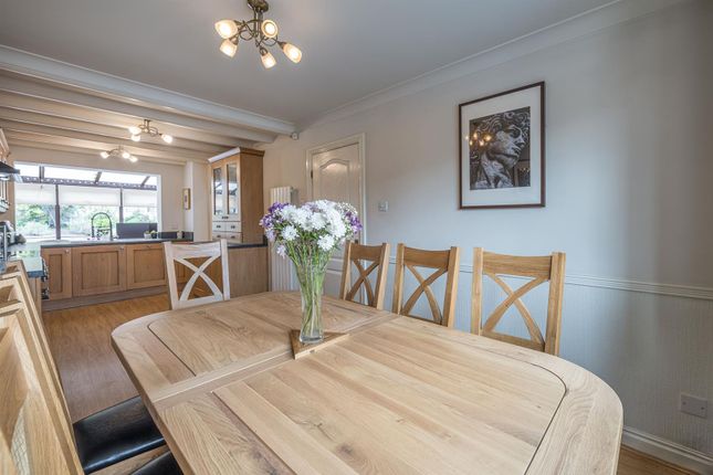 29, Clover Lane, Kingswinford photo 4