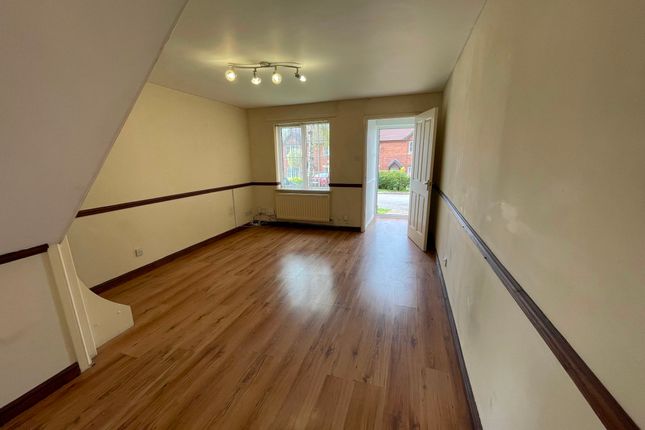 27 Heol Y Cyw, Swansea photo 4