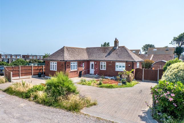 2-bed house on Sunnyside,, Nutts Avenue, Sheerness, £260,000
