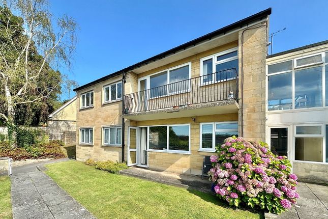 Thumbnail Flat for sale in Cleveland Court, Bath