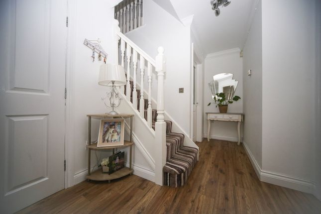 52 Fairman Drive, Wigan photo 4