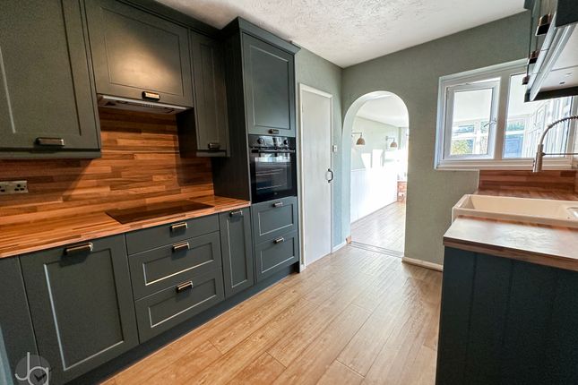 10, Whitefriars Way, Colchester photo 3