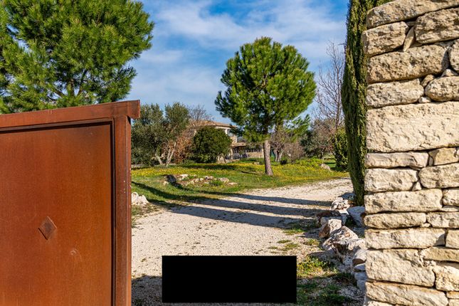 Villa for sale in Uzes, Gard Provencal (Uzes, Nimes), Occitanie