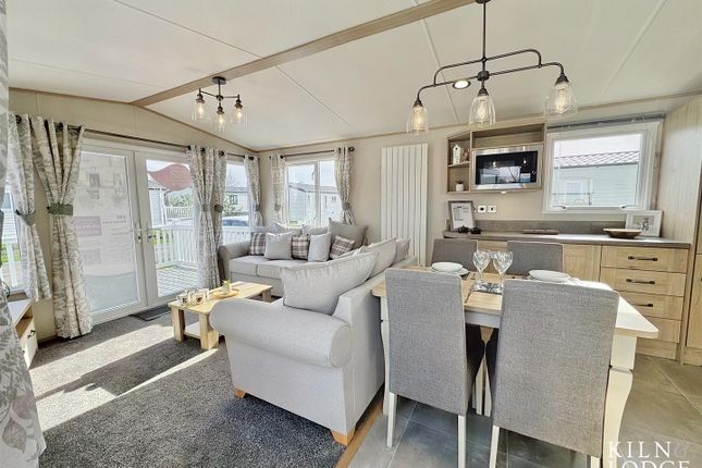 Mobile/park home for sale in Naze Marine, Hall Lane, Walton On The Naze