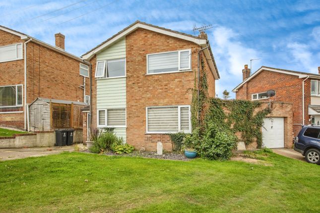 30, Larksfield Crescent, Harwich photo 4