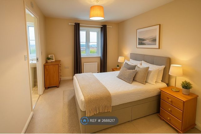 Top Floor Back Bedroom