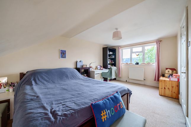 Terraced house for sale in Chase Side Avenue, Enfield