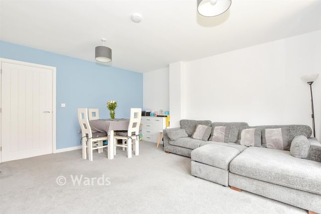 9, Honeysuckle Way, Maidstone photo 4