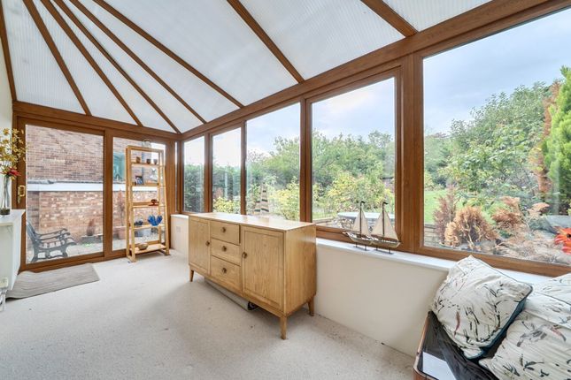 34 Mallard Hill, Bedford photo 4