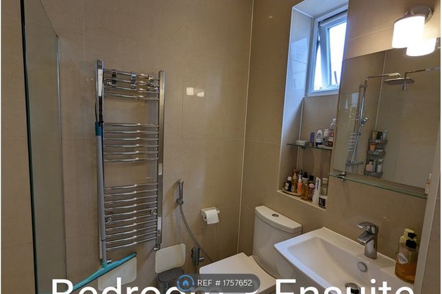 Bedroom 3 Ensuite