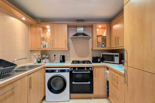 30, Cardinal Drive, Gloucester photo 3