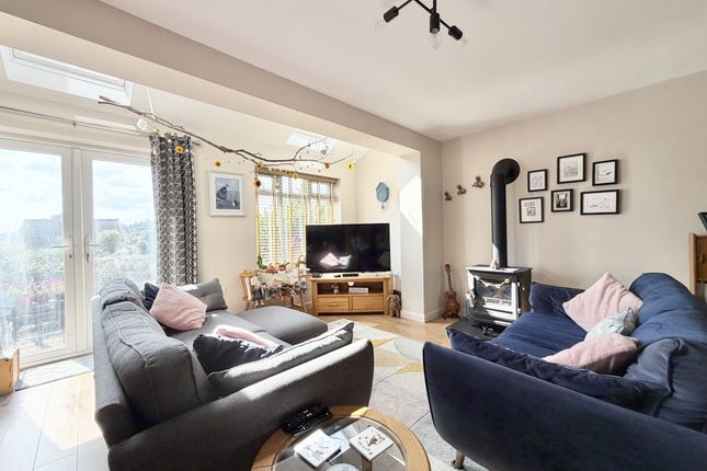 34, Berkshire Drive, Exeter photo 5