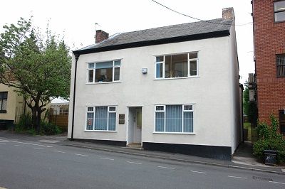 Office to let in Victoria Street, Altrincham