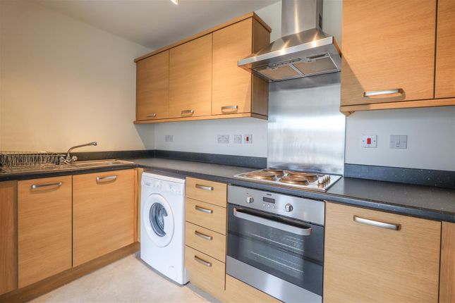 Flat for sale in Monticello Way, Bannerbrook, Coventry