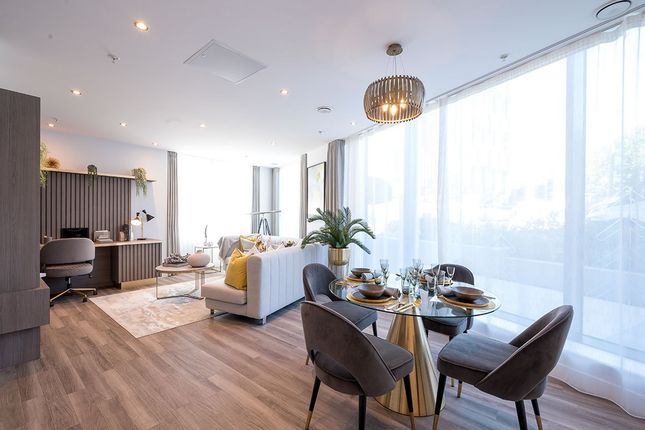 Flat for sale in Citrine House, Colindale Gardens, London