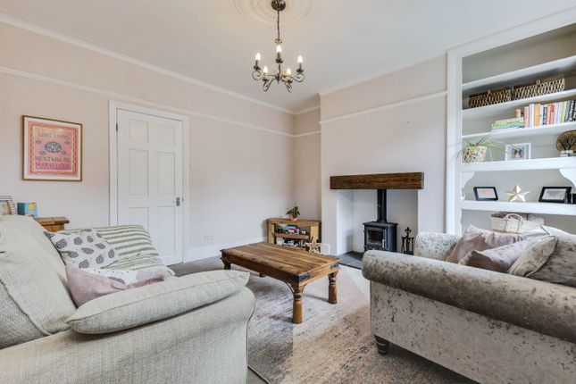 25, Bateson Street, West Yorkshire photo 2
