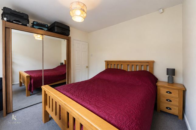 6, Outwood Avenue, Manchester photo 4