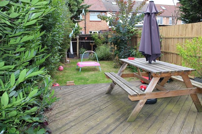 40, Belmont Road, Harrow Weald photo 3