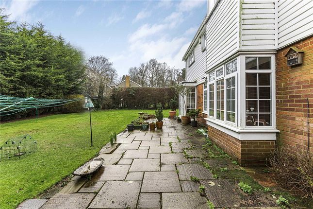 Country house for sale in Holywell Road, Studham, Dunstable, Bedfordshire