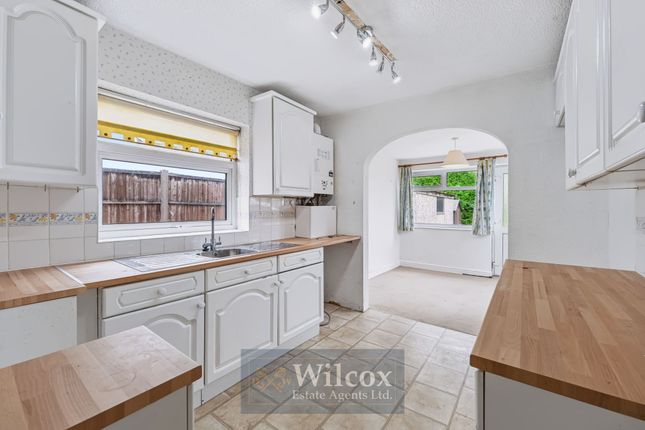 9 Birtenshaw Crescent, Bolton photo 4